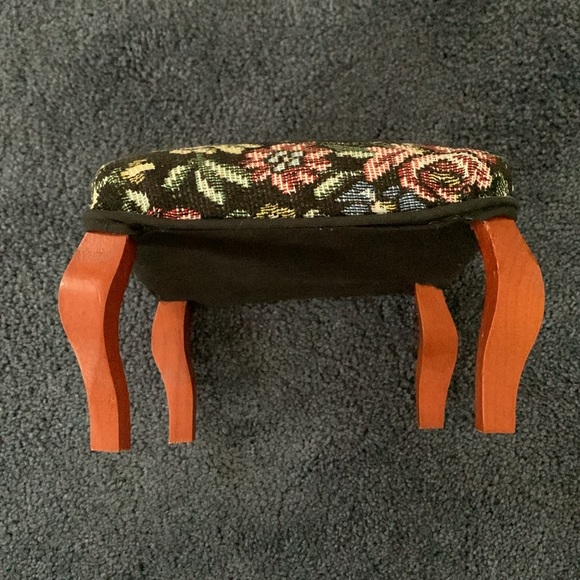 💞Collection of the Masters Doll - Patricia💞 - Picture 11 of 15